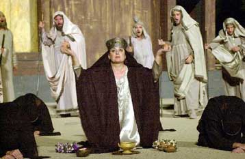 Ξεκίνησε η ημερίδα για το παρόν και το μέλλον των Επιδαυρίων