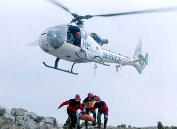 Ξεκίνησε η επιχείρηση για την ανεύρεση του ορειβάτη στο όρος Ερύμανθος