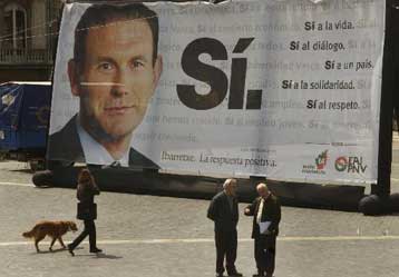 Σχετική πλειοψηφία στους Βάσκους εθνικιστές δείχνουν τα exit polls