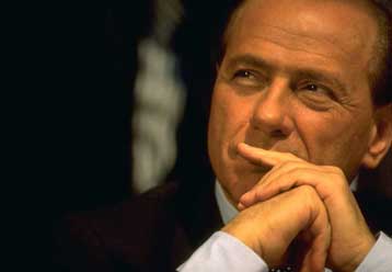 Μονομαχία Μπερλουσκόνι και Ρουτέλι στις ιταλικές εκλογές