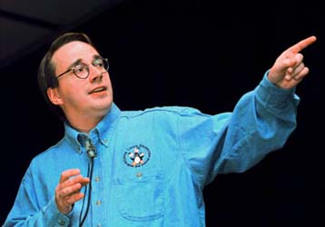 Ο δημιουργός του Linux απαντά στις κατηγορίες της Microsoft