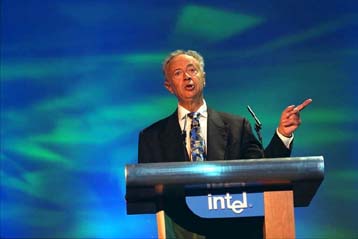 Τέλη Μαΐου αναμένεται να κυκλοφορήσει ο νέος επεξεργαστής 64bit της Intel