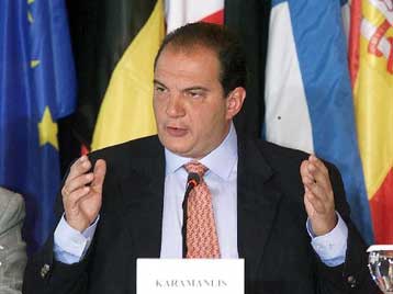 Συναντήσεις με Γκεοργκιέφσκι και Τζαφέρι είχε ο αρχηγός της ΝΔ