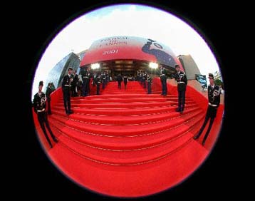 Θορυβημένη η Βρετανία για την απουσία της από το φετινό Φεστιβάλ Καννών