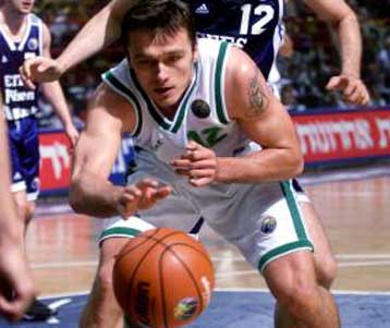 Ο Παναθηναϊκός στον τελικό 74-66 την Εφές, με αντίπαλο τη Μακάμπι