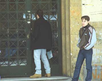 «Λουκέτο» στα πανεπιστήμια – Με απεργία μέσα στις εξετάσεις απειλούν και τα ΤΕΙ