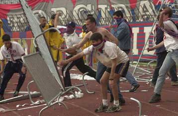 Παραδοσιακό… ξύλο στον τελικό Κυπέλλου μεταξύ Χάιντουκ – Ντιναμό