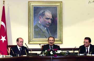 Το 45% της Turk Telecom πωλεί η τουρκική κυβέρνηση