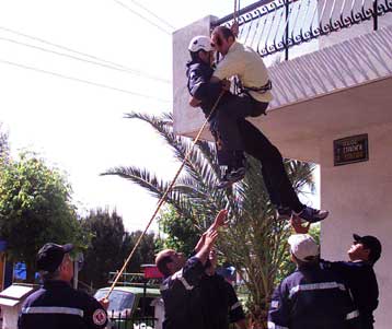 Ασκηση ετοιμότητας από εθελοντική ομάδα οδηγών ταξί