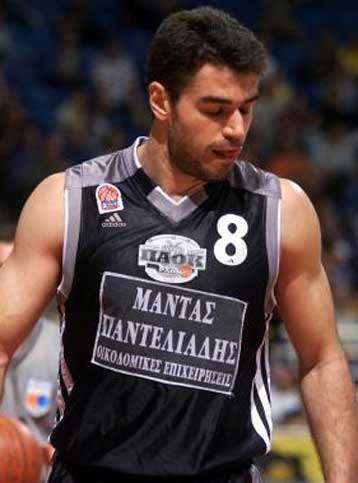 Μόνο τρελό μπορώ να χαρακτηρίσω αυτό που έγινε φέτος στον ΠΑΟΚ, είπε ο Σιγάλας – Παρελθόν ο Ράκα