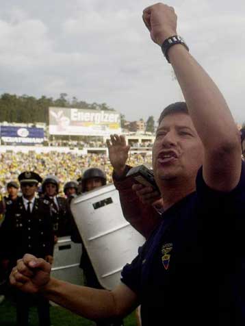 Αγνωστοι πυροβόλησαν τον τεχνικό της εθνικής ομάδας ποδοσφαίρου του Εκουαδόρ