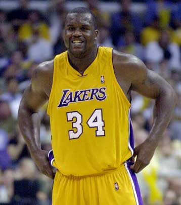 Στις δύο νίκες έφτασαν Λέικερς και Μπακς