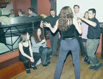 Αξιωματικοί της Πυροσβεστικής διώκονται για πλαστές βεβαιώσεις πυρασφάλειας σε νυχτερινά κέντρα