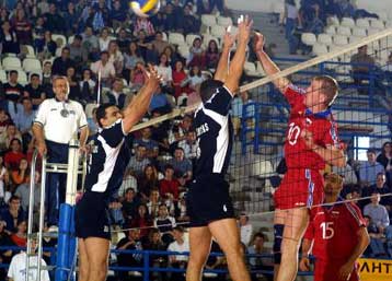 Η εθνική ομάδα βόλεϊ ανδρών νίκησε τη Φινλανδία με 3-2, αλλά δεν ξέρει αν προκρίθηκε