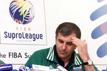 Με κίνητρο και φιλοδοξίες ο ΠΑΟ στο Παρίσι, σύμφωνα με τον Ομπράντοβιτς