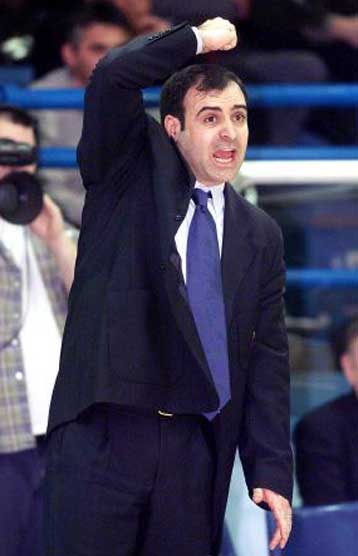 Παραιτήθηκε ο Αρμένης, ψάχνει προπονητή ο Ηρακλής