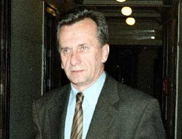 Πόροι θα βρεθούν, αλλά δεν είναι ανεξάντλητοι, δηλώνει ο υφυπουργός Οικονομικών