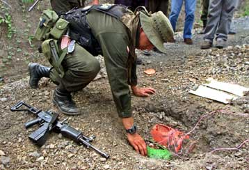 Τουλάχιστον 24 Κολομβιανοί νεκροί από επιθέσεις το Σαββατοκύριακο