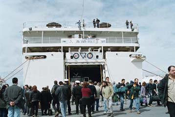 Απαγορευτικό απόπλου από το ΥΕΝ – Περιπέτεια ψαράδων λόγω των ισχυρών ανέμων