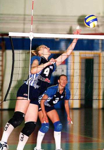 Η εθνική γυναικών βόλεϊ έχασε από τη Γιουγκοσλαβία με 3-1 στο Κύπελλο Ανοιξης