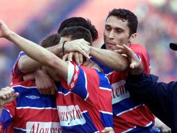 Παραμονή για τον Πανιώνιο 2-1, που υποχρέωσε τον Ολυμπιακό στη δεύτερη ήττα