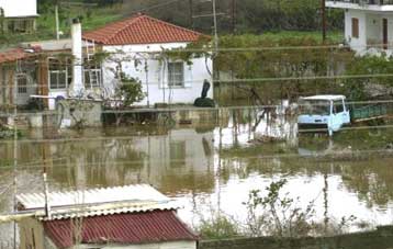 Αναστάτωση στο Αγρίνιο από ακραία καιρικά φαινόμενα