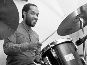 Πέθανε ο διάσημος ντράμερ της τζαζ Μπίλι Χίγκινς