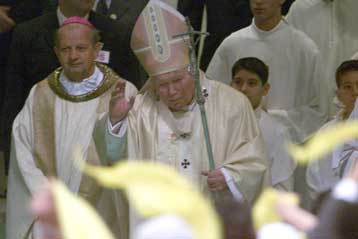 Μήνυμα ενότητας απηύθυνε από το κλειστό του ΟΑΚΑ ο ποντίφικας