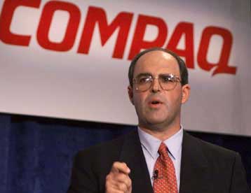 Αδυσώπητος πόλεμος τιμών Dell και Compaq για τα πρωτεία στην αγορά PC