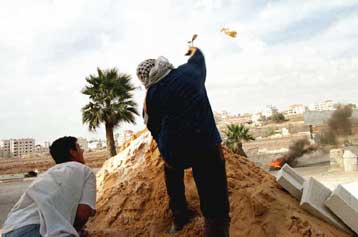 Οι Παλαιστίνιοι δεν συμμερίζονται την αισιοδοξία Πέρες για επικράτηση της ειρήνης