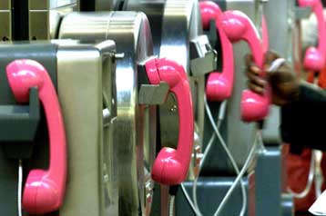 Τρεις νέες άδειες σταθερής τηλεφωνίας παραχώρησε η ΕΕΤΤ