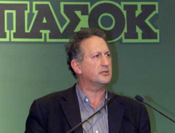 Απορρίφθηκε η πρόταση Σημίτη για ομάδα διαχείρισης κρίσεων