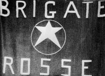 Συλλήψεις «δυνάμει» συνεργατών των Ερυθρών Ταξιαρχιών στην Ιταλία