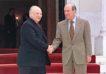 Να συνεχιστούν οι εκ του σύνεγγυς συνομιλίες, δήλωσε ο πρωθυπουργός