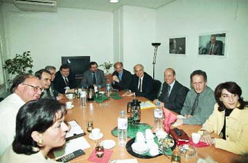 Ομάδα διαχείρισης κρίσεων αναμένεται να ανακοινώσει ο πρωθυπουργός στο ΕΓ του ΠΑΣΟΚ