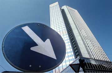 Προτεραιότητα σε ασφαλιστικό και ιδιωτικοποιήσεις δίνει η ΕΚΤ