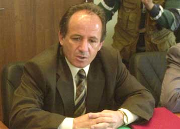 Καθαρές δεσμεύσεις για νέους πόρους απαιτούν οι συνδικαλιστές