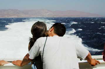 15η η Ελλάδα ανάμεσα στις χώρες με τη μεγαλύτερη τουριστική κίνηση