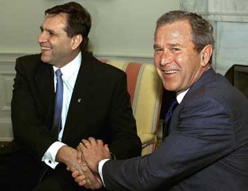 Έκκληση του Αμερικανού προέδρου για τερματισμό της βίας στην ΠΓΔΜ