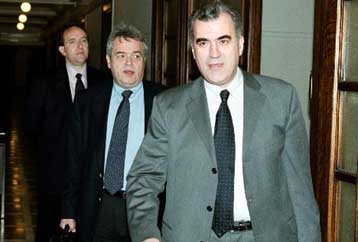 Διακοπή λειτουργίας σε δύο παράνομους ραδιοφωνικούς σταθμούς της Αττικής