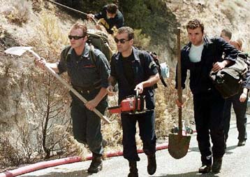 Υπό έλεγχο η πυρκαγιά στην Πάρνηθα