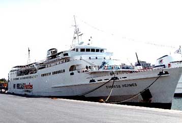 «Έδεσαν» τα πλοία με προορισμό το Αιγαίο, την Κρήτη και τα Δωδεκάνησα