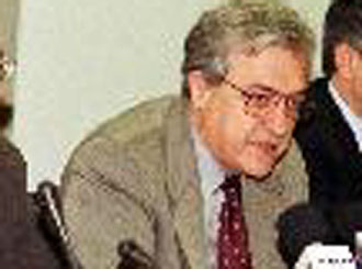 Εμμένει ο Παπαδόπουλος: Το υπουργείο Υγείας ξεκαθαρίζει το τοπίο για τους πανεπιστημιακούς γιατρούς