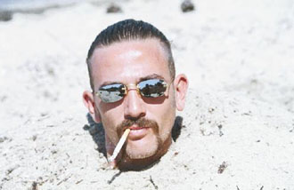 Πρόβλημα με «oυσίες και οινοπνεύματα» ο ένας στους δύο νέους