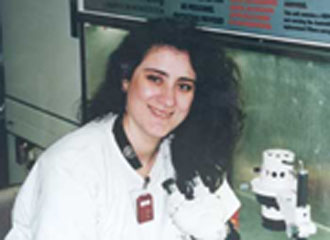 Κατάπληκτη δηλώνει η Βάσω Αποστολοπούλου για τη διακοπή της έρευνας στην Ελλάδα