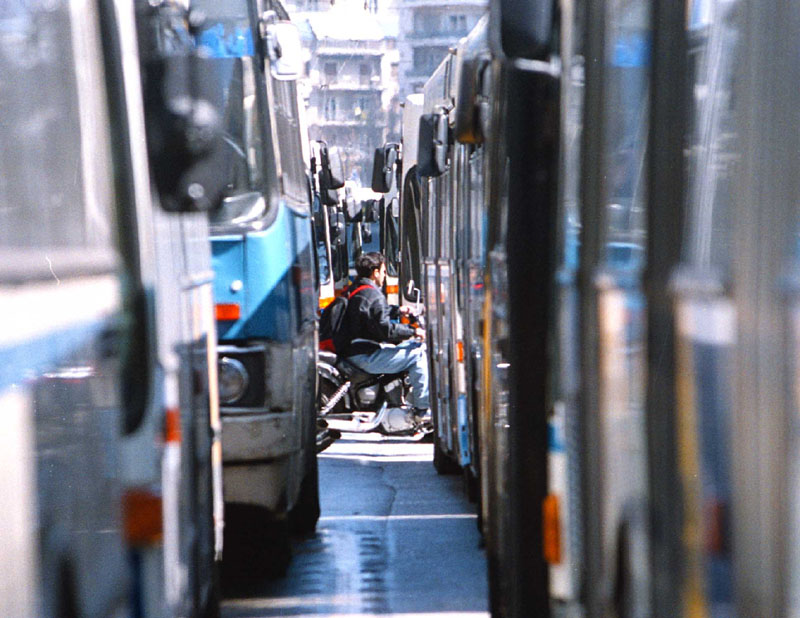 Πανελλαδικό λουκέτο: Παραλύει την Πέμπτη η Ελλάδα λόγω της 24ωρης απεργίας για το ασφαλιστικό