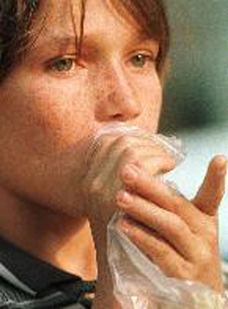 Μήπως το παιδί σας παίρνει ναρκωτικά;