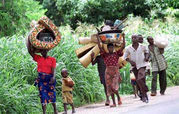 Σε 50.000 ανέρχονται οι εκτοπισμένοι από την εμφύλια διαμάχη στη Νιγηρία