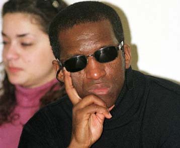 Τη λύση της συνεργασίας με τον Αμερικανό πλέι μέικερ ανακοίνωσε ο Ολυμπιακός