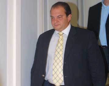 Επαφές Καραμανλή με στελέχη, εν όψει της συνεδρίασης της ΚΟ του κόμματος